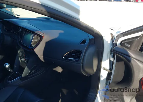 2016 Dodge Dart Gt z USA, uszkodzony, nr VIN 1C3CDFEB9GD538766